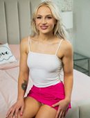 Cute blonde teen Cute blonde teen