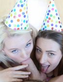 Macie Winslett & Sammie Daniels sucking