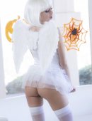 Riley Reid earning her wings